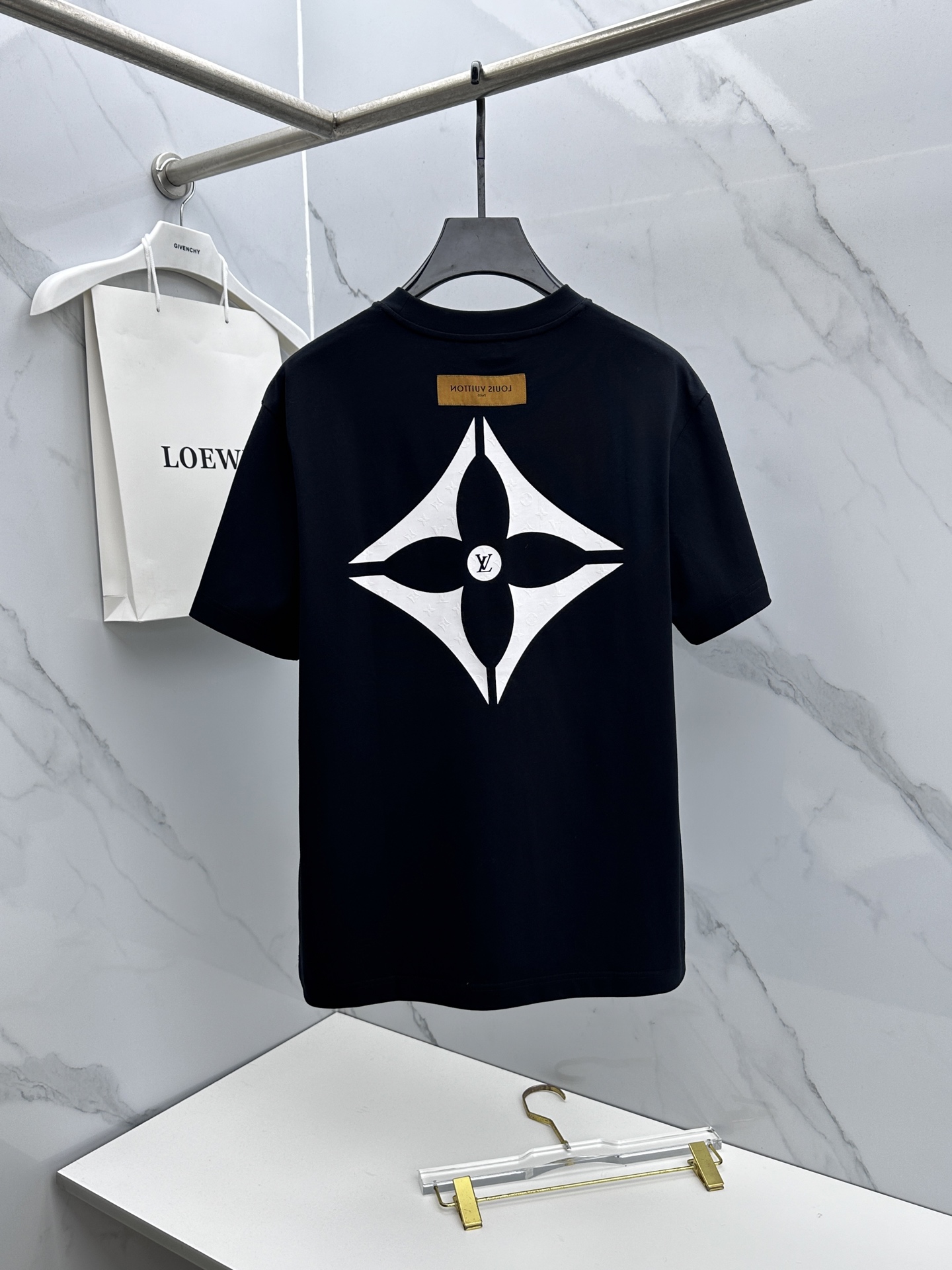 🆕LV路易威登 2026春夏新款logo印花短袖 官网同款T恤 双纱纯棉面料 多元化搭配 迎合眼下时尚前