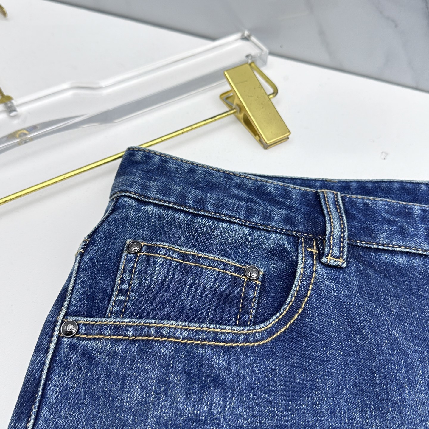 🆕Gucci古驰 男装系列属于时装圈无法复制和取代的存在，代表着意式典型的品牌 工艺、品质及剪裁设计都堪