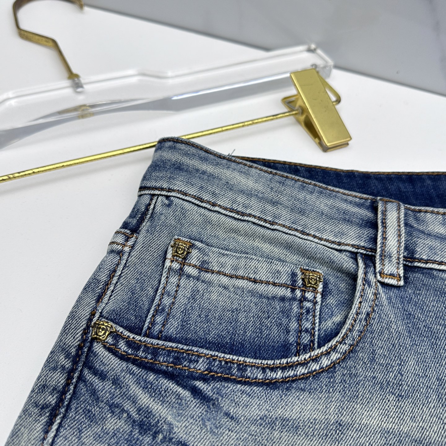 🆕VERSACE范思哲 🔥高端定制、26春季最新款洗水牛仔裤 柜台同步发售 原版定制复刻 客供定制辅料 