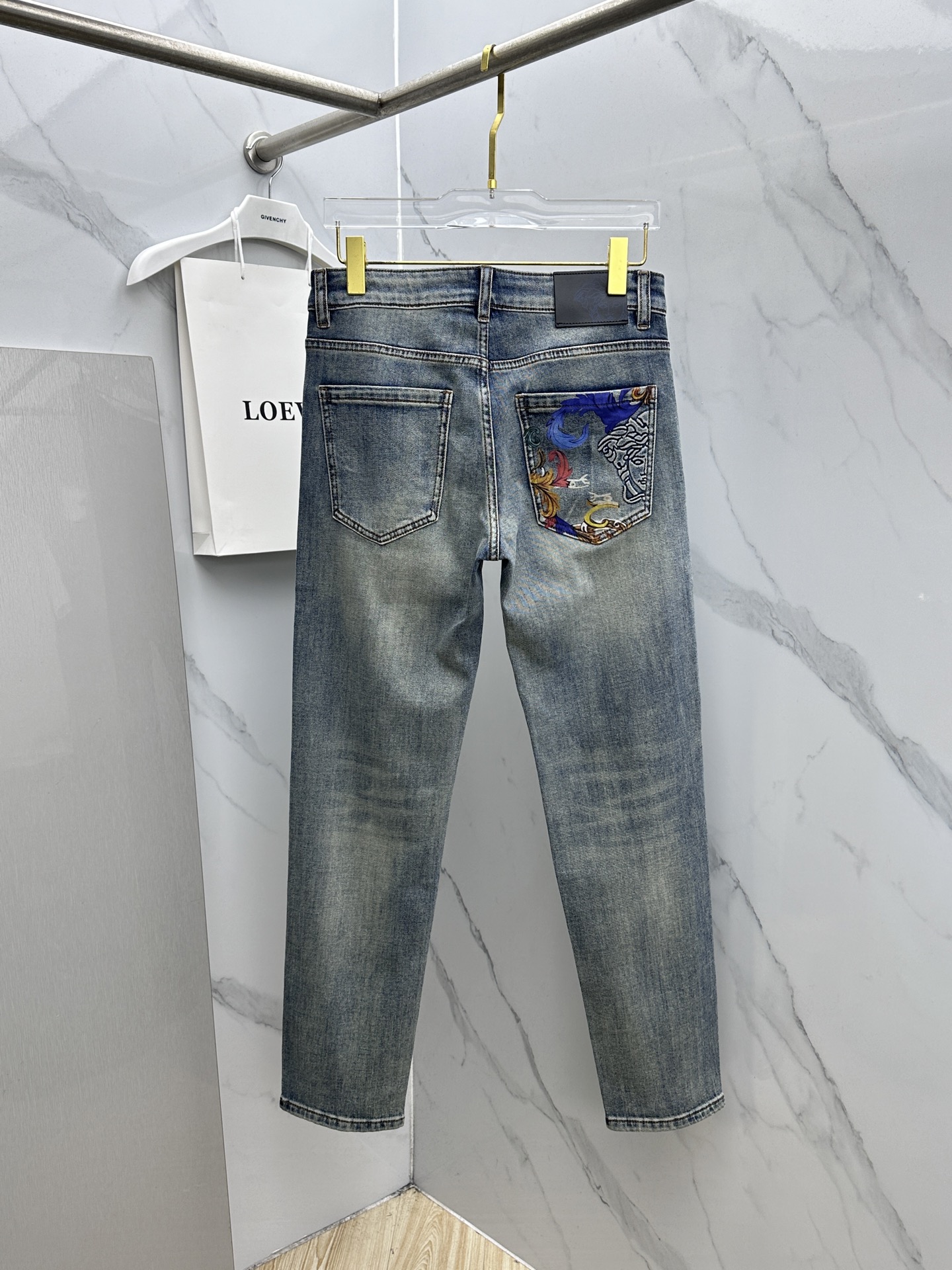 🆕VERSACE范思哲 🔥高端定制、26春季最新款洗水牛仔裤 柜台同步发售 原版定制复刻 客供定制辅料 