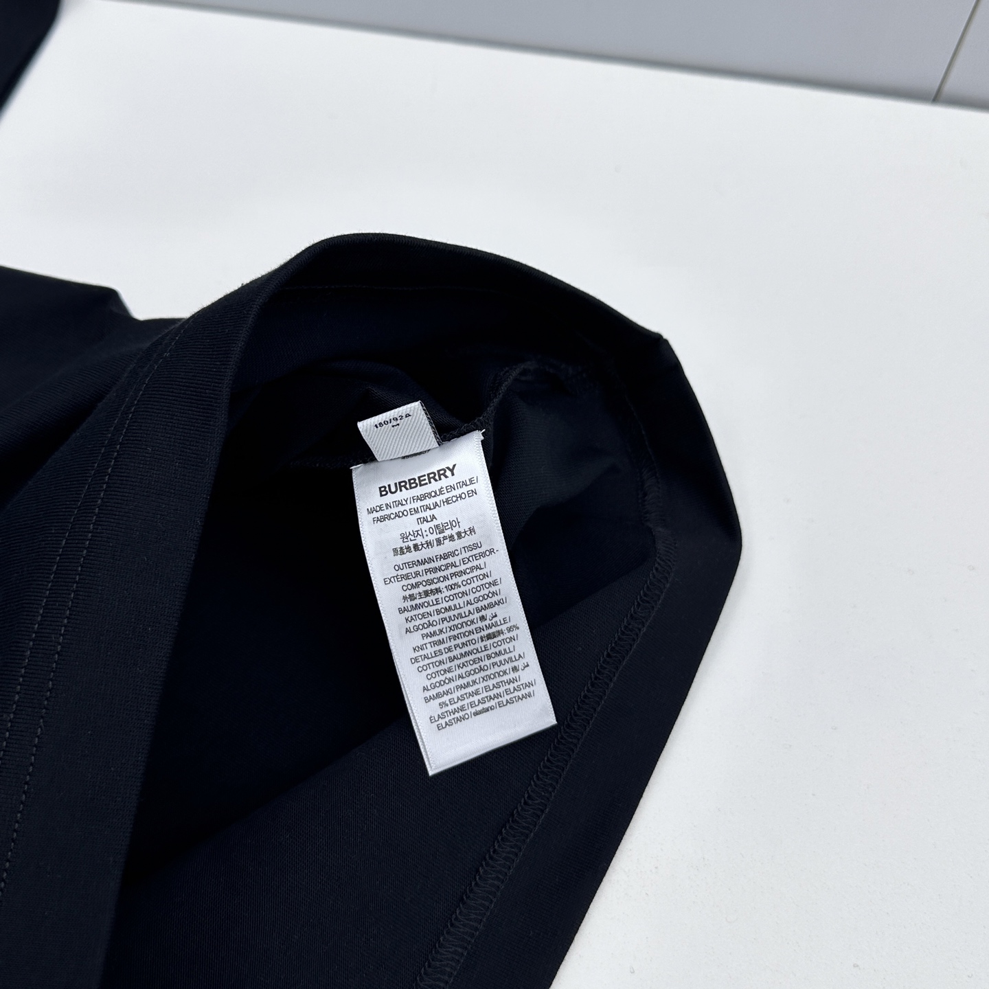 🆕Burberry巴宝莉 2026春夏新款logo彩绘短袖 官网同款T恤 双纱纯棉面料 多元化搭配 迎合