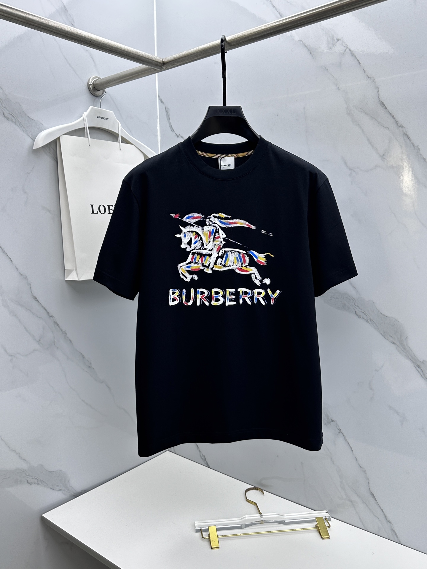 🆕Burberry巴宝莉 2026春夏新款logo彩绘短袖 官网同款T恤 双纱纯棉面料 多元化搭配 迎合