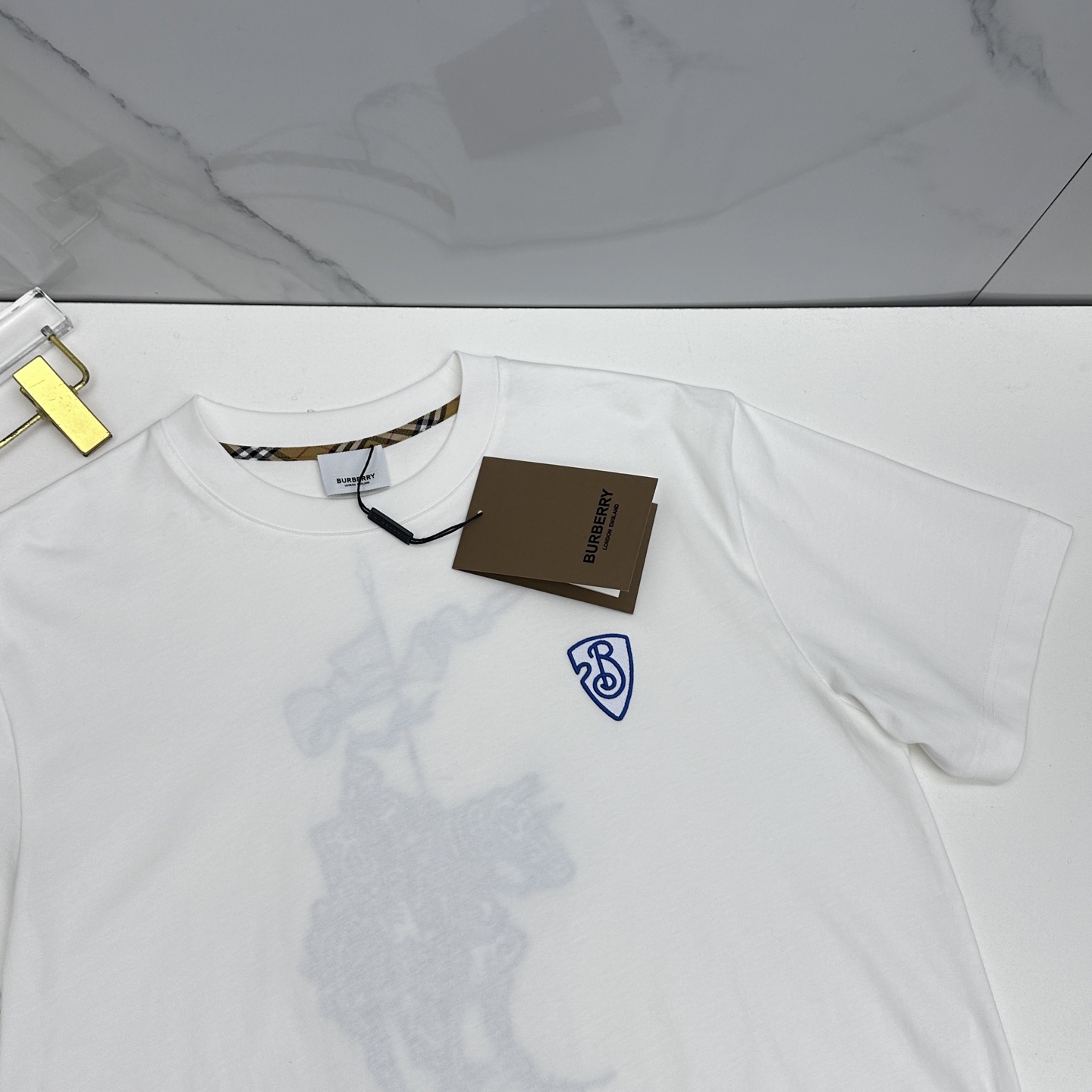 🆕Burberry巴宝莉 2026春夏新款logo刺绣短袖 双纱纯棉面料 多元化搭配 迎合眼下时尚前沿的