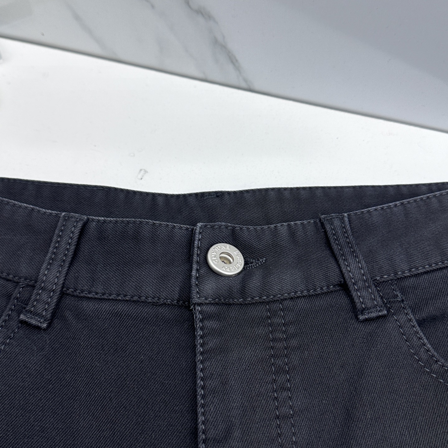 🆕BBR巴宝莉 男装系列属于时装圈无法复制和取代的存在，代表着意式典型的品牌 工艺、品质及剪裁设计都堪称