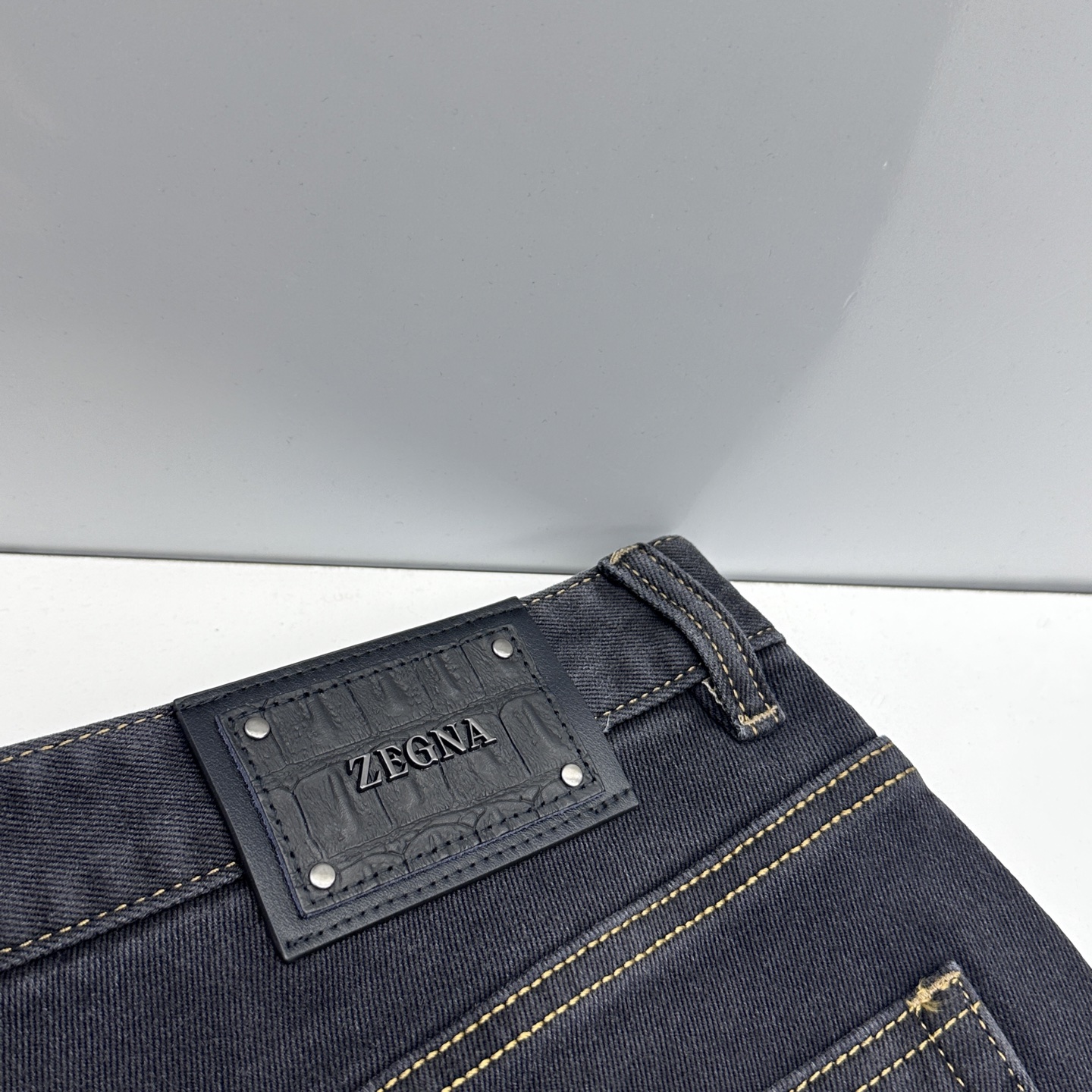 🆕ZEGNA杰尼亚 男装系列属于时装圈无法复制和取代的存在，代表着意式典型的品牌 工艺、品质及剪裁设计都