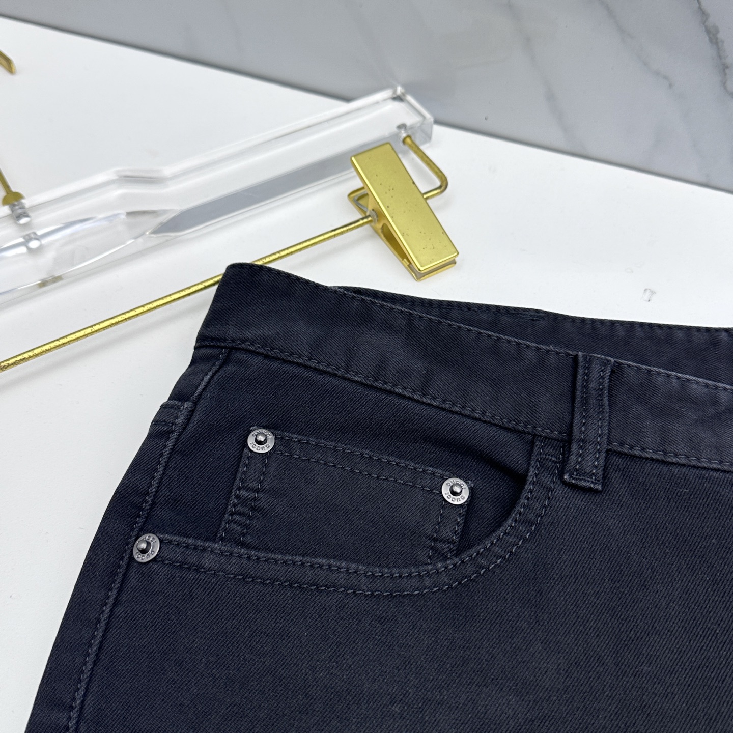 🆕Gucci古驰 男装系列属于时装圈无法复制和取代的存在，代表着意式典型的品牌 工艺、品质及剪裁设计都堪