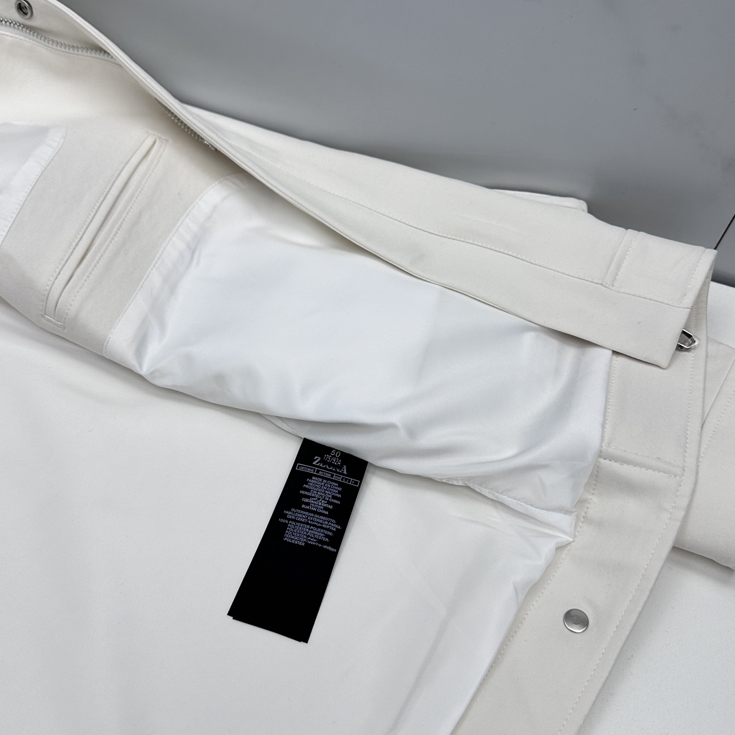 🆕ZEGNA杰尼亚 2026早春老钱风系列，最新时尚翻领夹克外套.处处细节显工艺足够的高级 结构性剪裁的