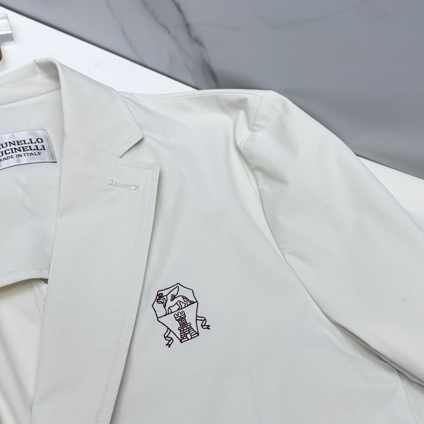 🆕BC 2026早春奢简系列，最新时尚男款西装外套.简约logo刺绣设计，处处细节显工艺足够的高级 结构