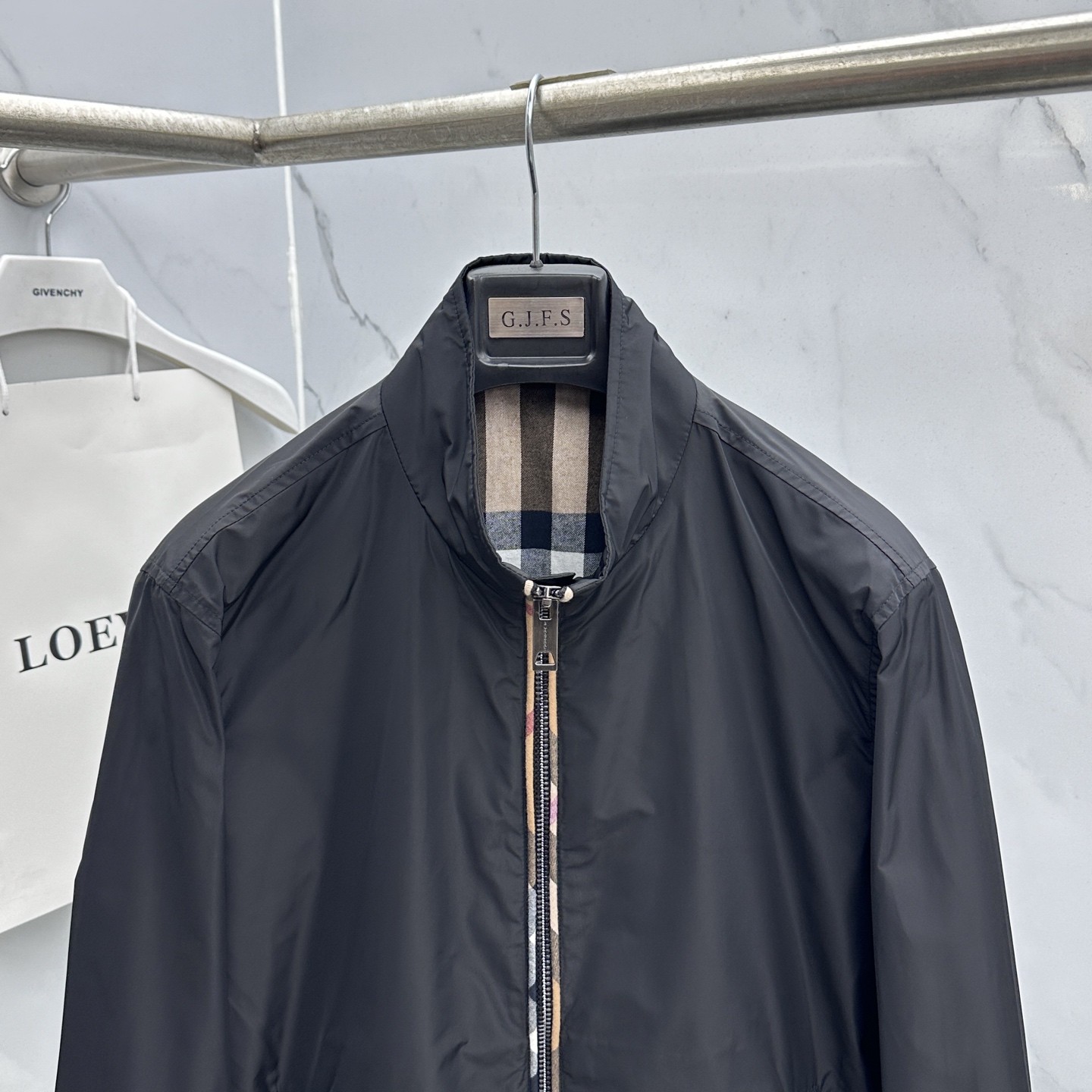 🆕Burberry巴宝莉 2026早春系列，最新时尚立领夹克外套.定制纹格。处处细节显工艺足够的高级 结