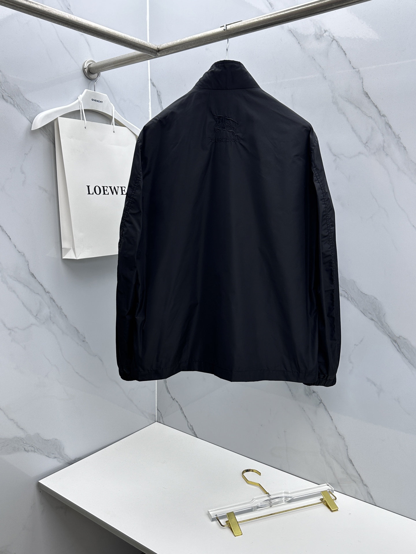 🆕Burberry巴宝莉 2026早春系列，最新时尚立领夹克外套.定制纹格。处处细节显工艺足够的高级 结