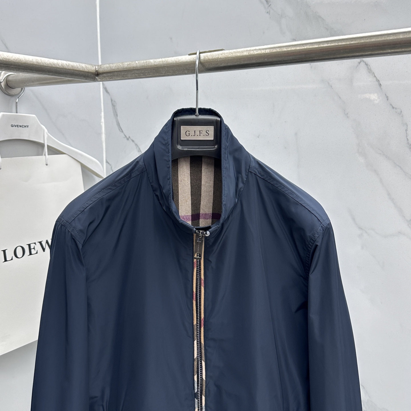 🆕Burberry巴宝莉 2026早春系列，最新时尚立领夹克外套.定制纹格。处处细节显工艺足够的高级 结