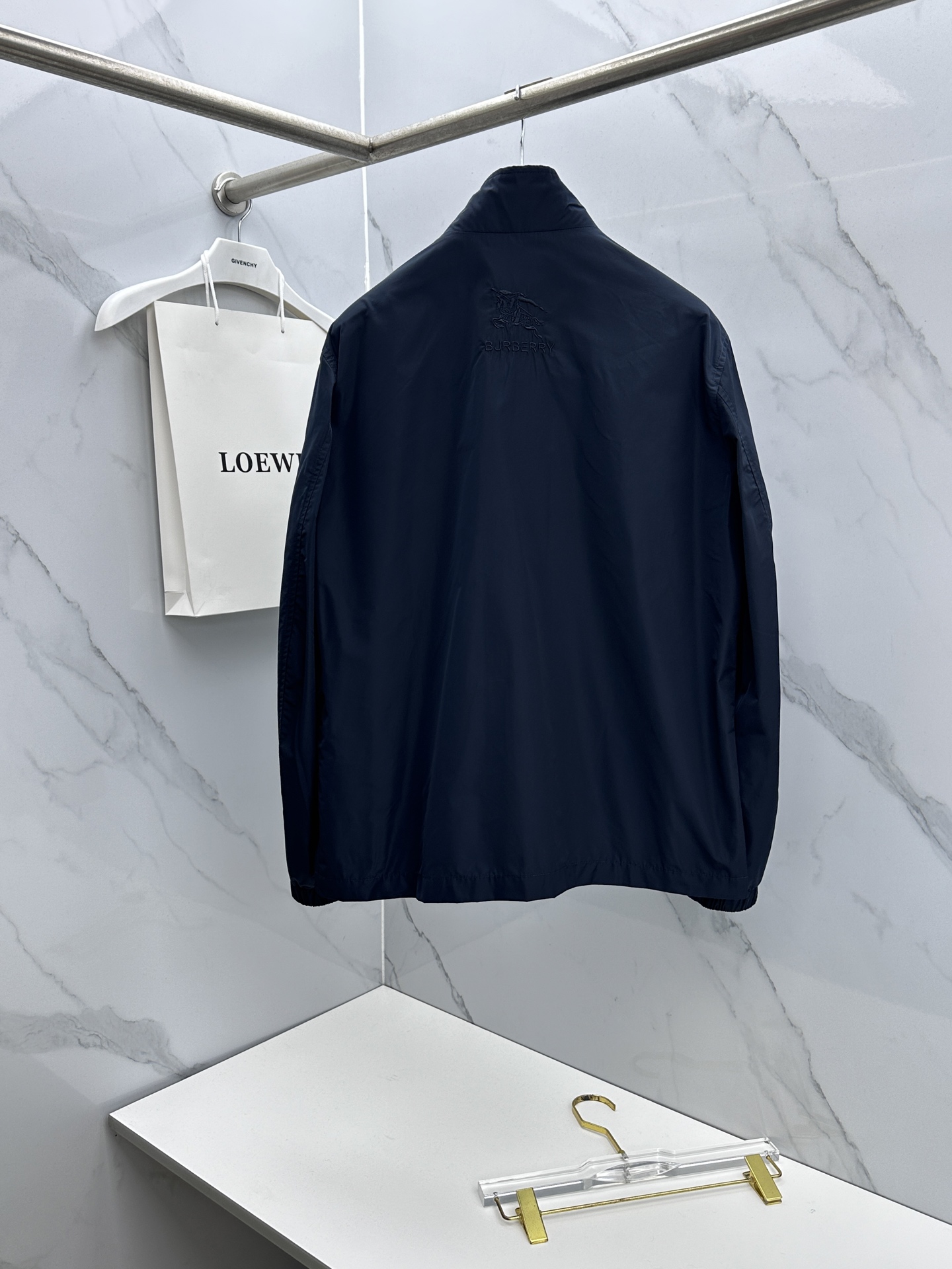 🆕Burberry巴宝莉 2026早春系列，最新时尚立领夹克外套.定制纹格。处处细节显工艺足够的高级 结