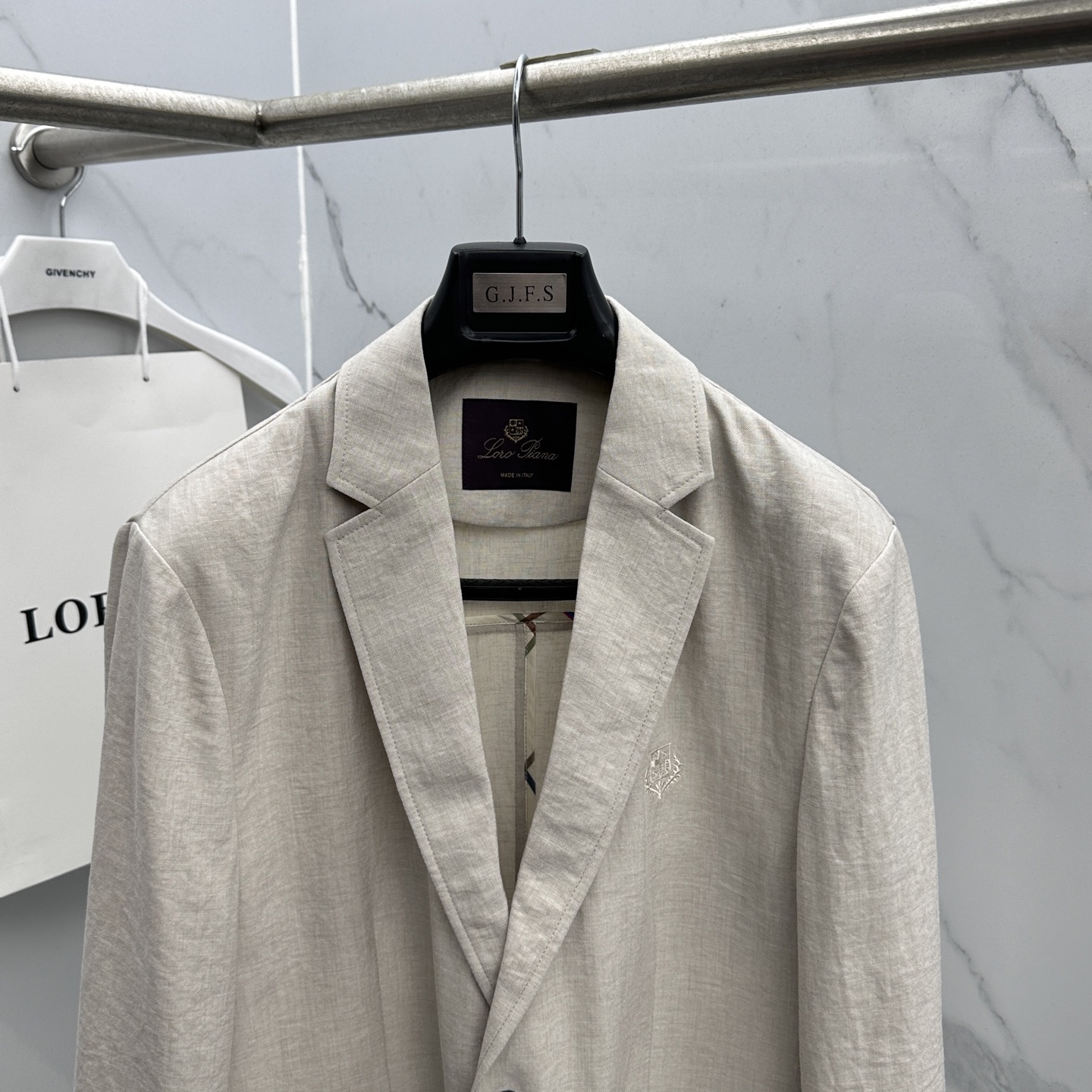 🆕Loro Piana 2026早春老钱风棉麻系列，最新时尚男款西装外套.定织定染面料。处处细节显工艺足