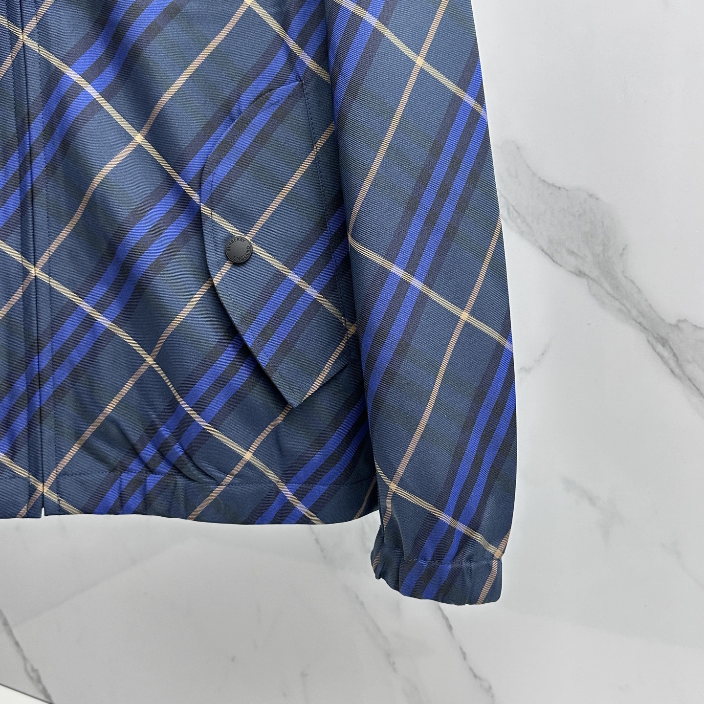 🆕Burberry巴宝莉 2026早春系列，最新时尚连帽夹克外套.定制纹格。处处细节显工艺足够的高级 结