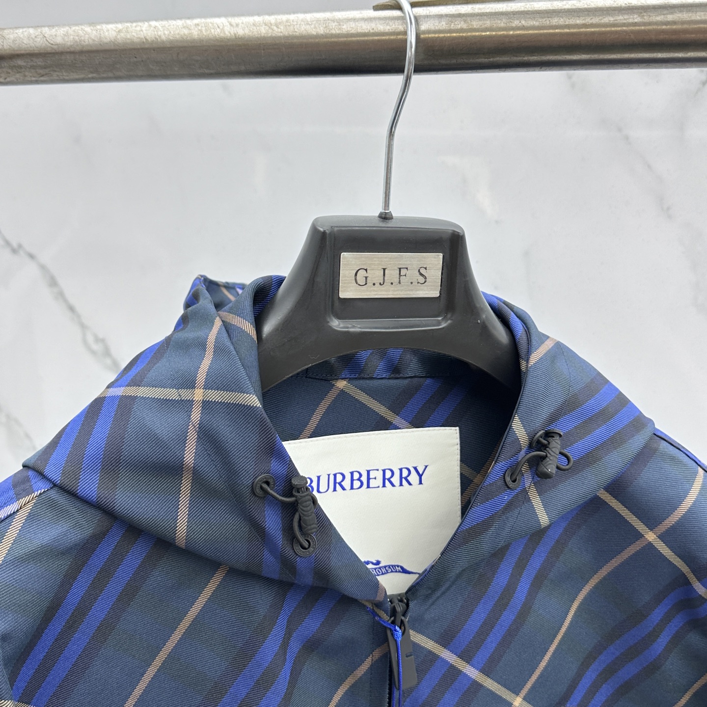 🆕Burberry巴宝莉 2026早春系列，最新时尚连帽夹克外套.定制纹格。处处细节显工艺足够的高级 结