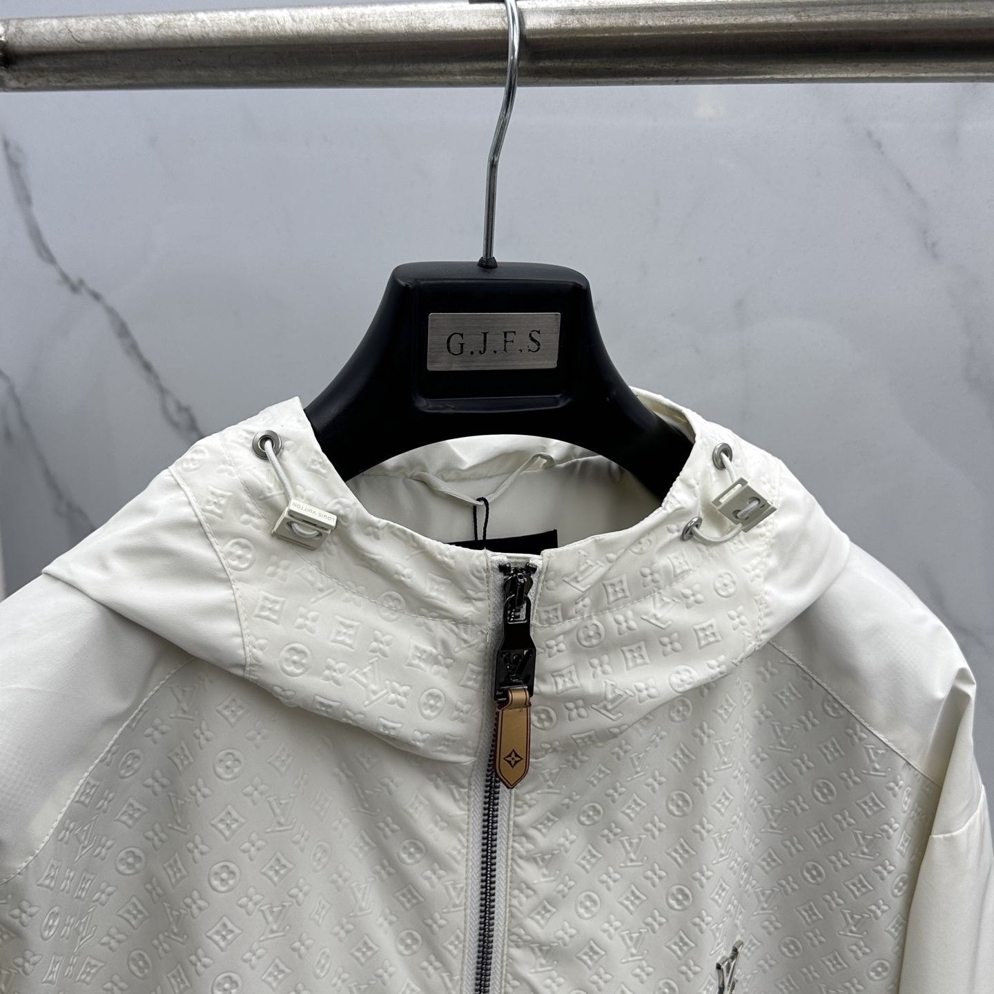 🆕LV路易威登 2026早春系列，最新时尚连帽夹克外套.logo提花拼接。处处细节显工艺足够的高级 结构