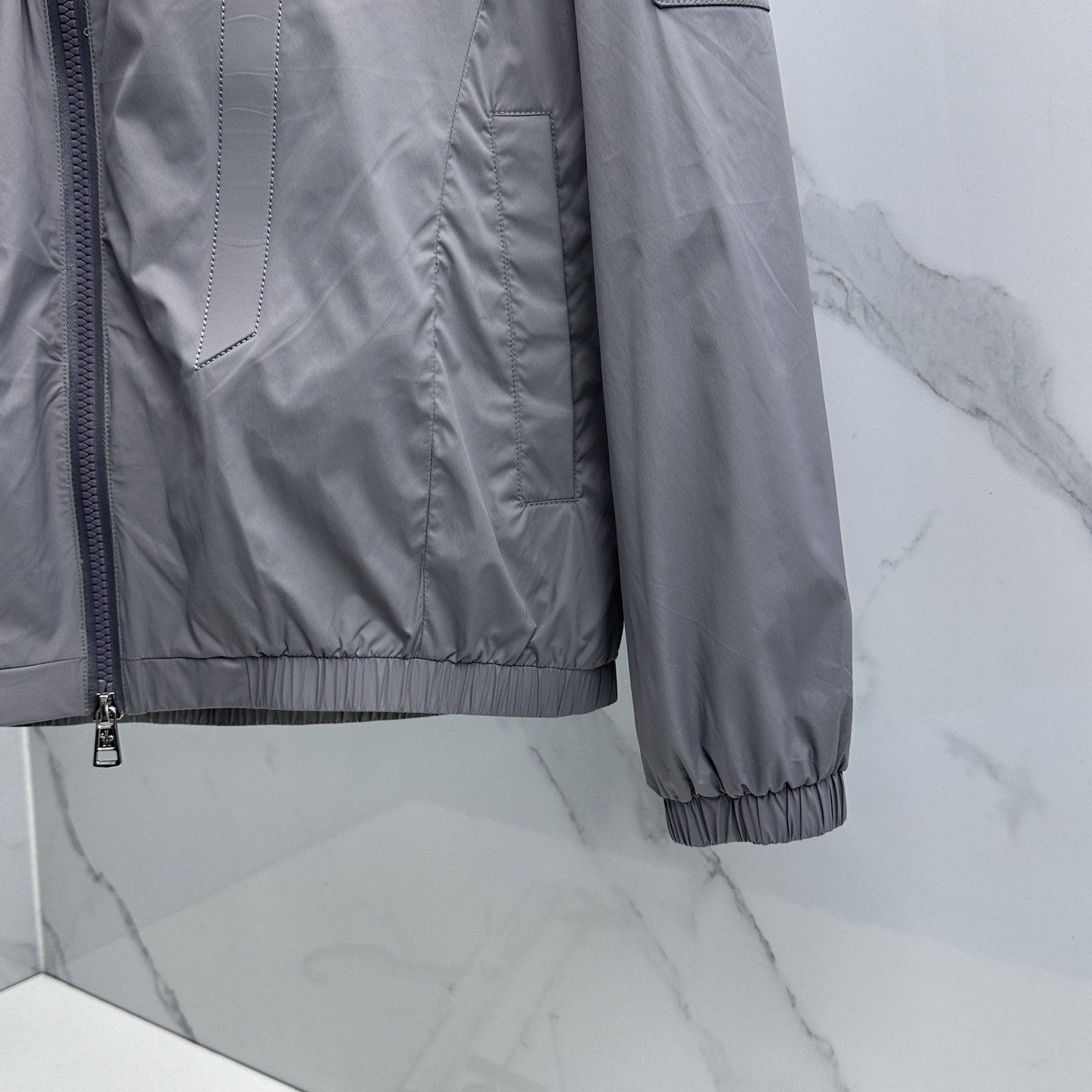 🆕Moncler蒙口 2026早春系列，最新时尚连帽夹克外套.处处细节显工艺足够的高级 结构性剪裁的设计