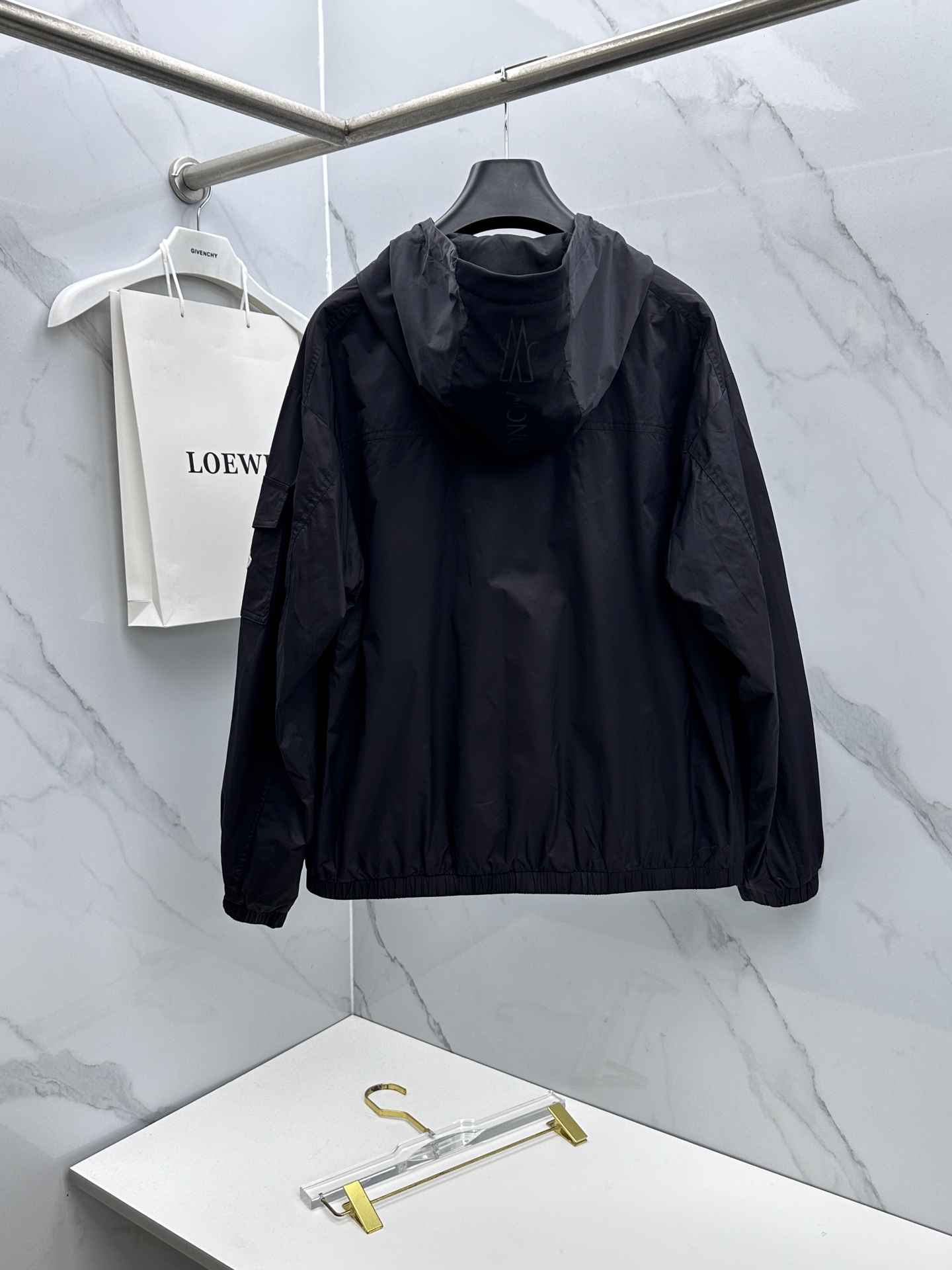 🆕Moncler蒙口 2026早春系列，最新时尚连帽夹克外套.处处细节显工艺足够的高级 结构性剪裁的设计