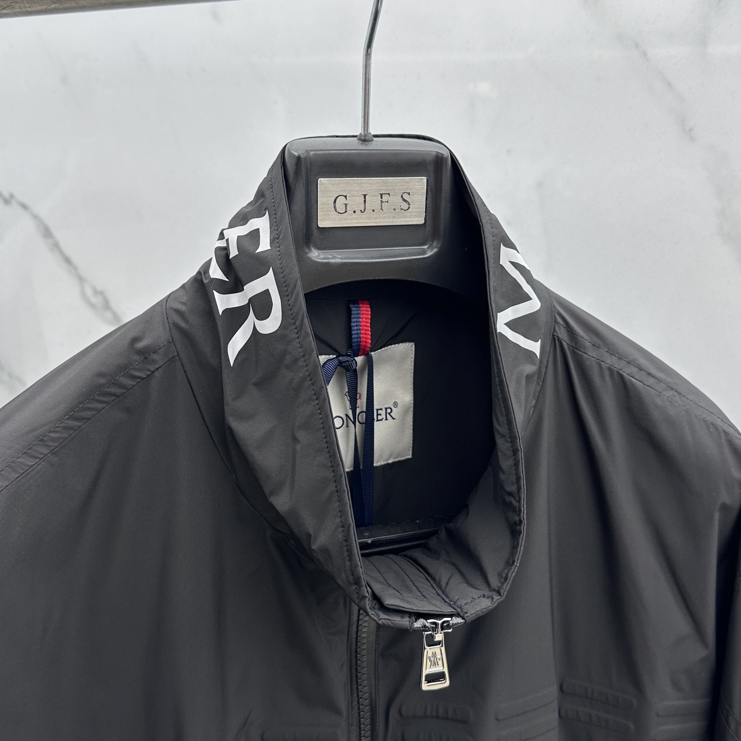 🆕Moncler蒙口 2026早春系列，最新时尚立领夹克外套.处处细节显工艺足够的高级 结构性剪裁的设计