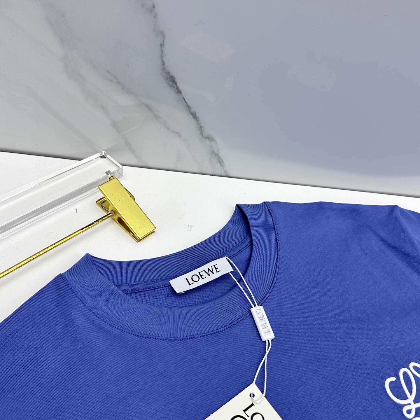 🆕LOEWE罗意威 2026春夏新款绣花短袖 官网同款T恤 双纱纯棉面料 多元化搭配 迎合眼下时尚前沿的