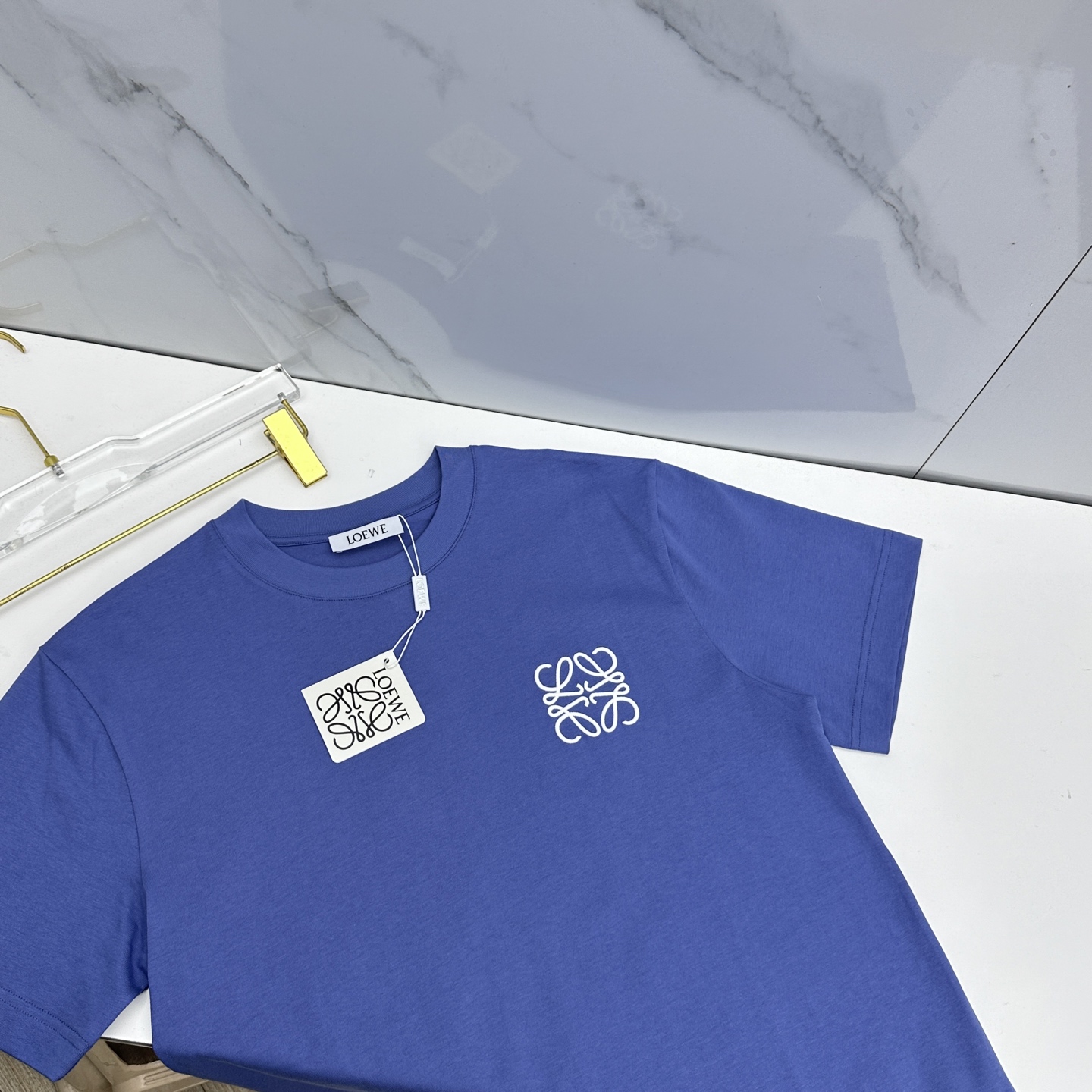 🆕LOEWE罗意威 2026春夏新款绣花短袖 官网同款T恤 双纱纯棉面料 多元化搭配 迎合眼下时尚前沿的
