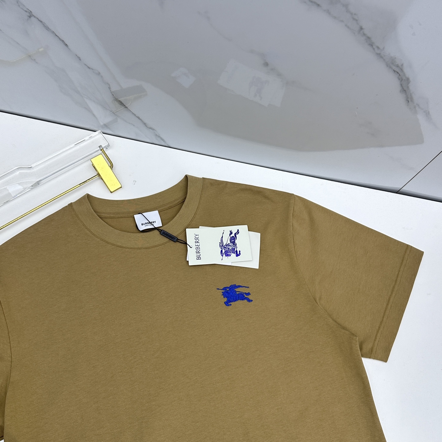 🌾 🆕BBR巴宝莉 2026春夏新款绣花短袖 官网同款T恤 双纱纯棉面料 多元化搭配 迎合眼下时尚前沿的