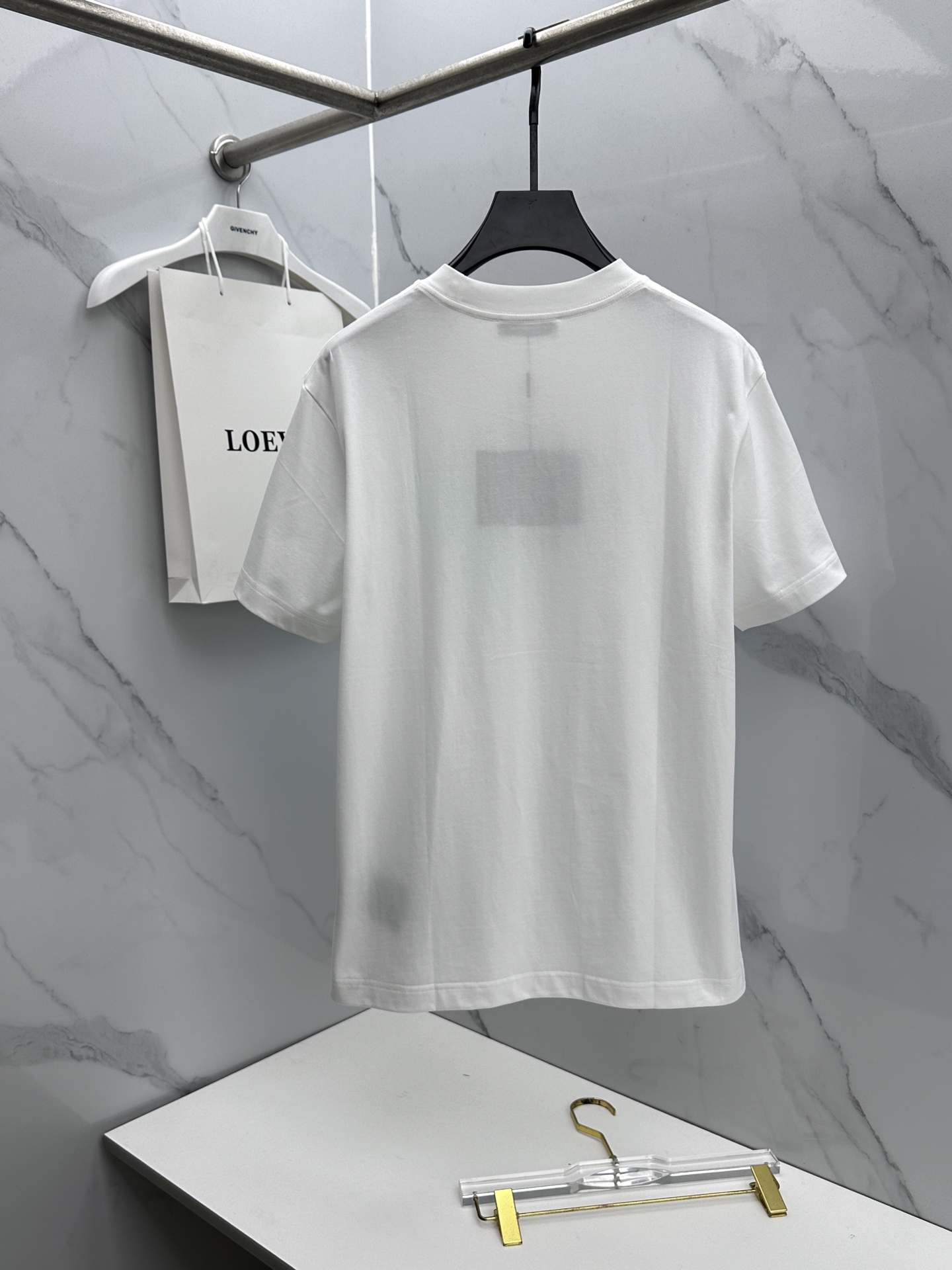 🌾 🆕🌾Prada普拉达 2026春夏新款印花彩绘短袖 官网同款T恤 双纱纯棉面料 多元化搭配 迎合眼下