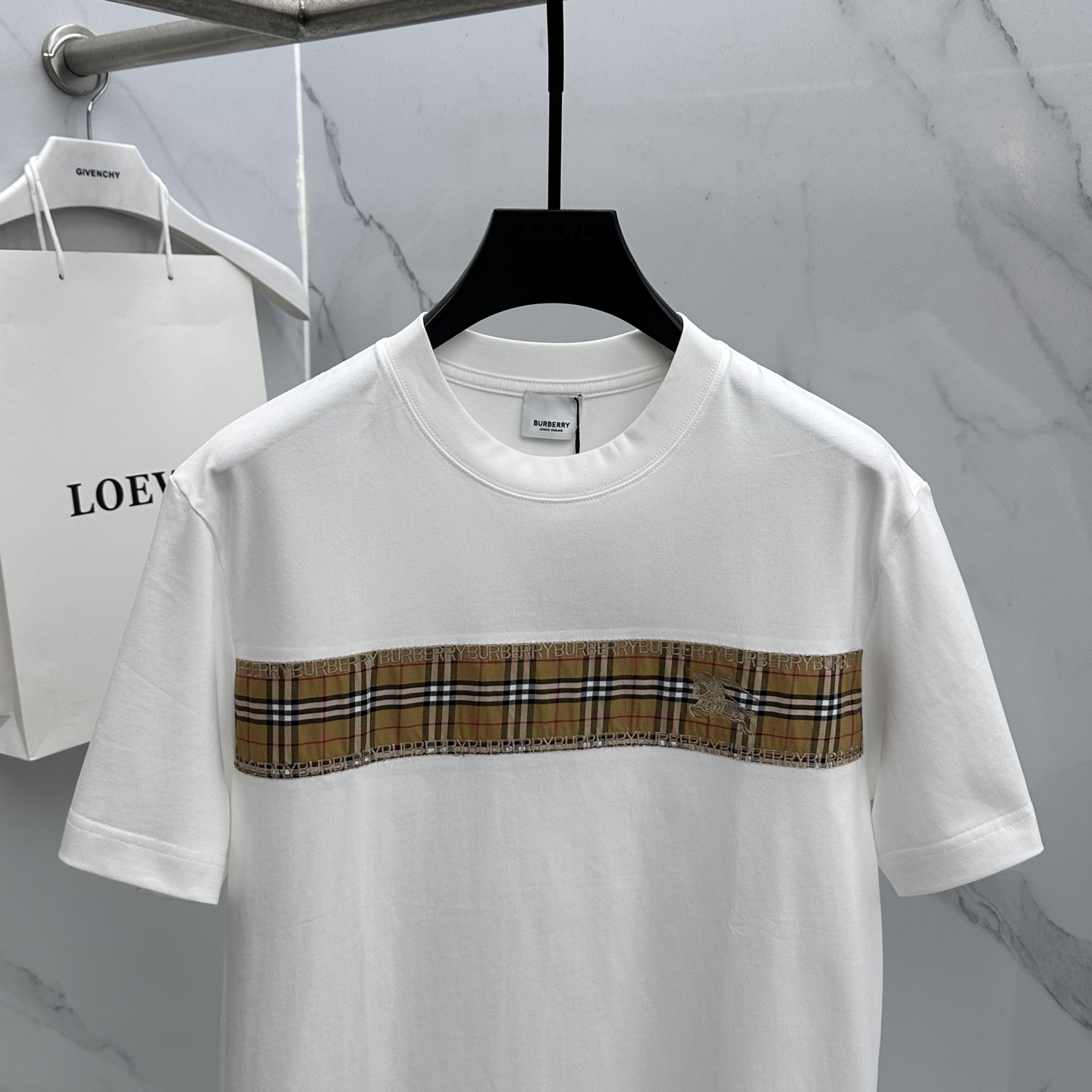 🌾 🆕BBR巴宝莉 2026春夏新款短袖 官网同款T恤 纹格绣花装饰，双纱纯棉面料 多元化搭配 迎合眼下