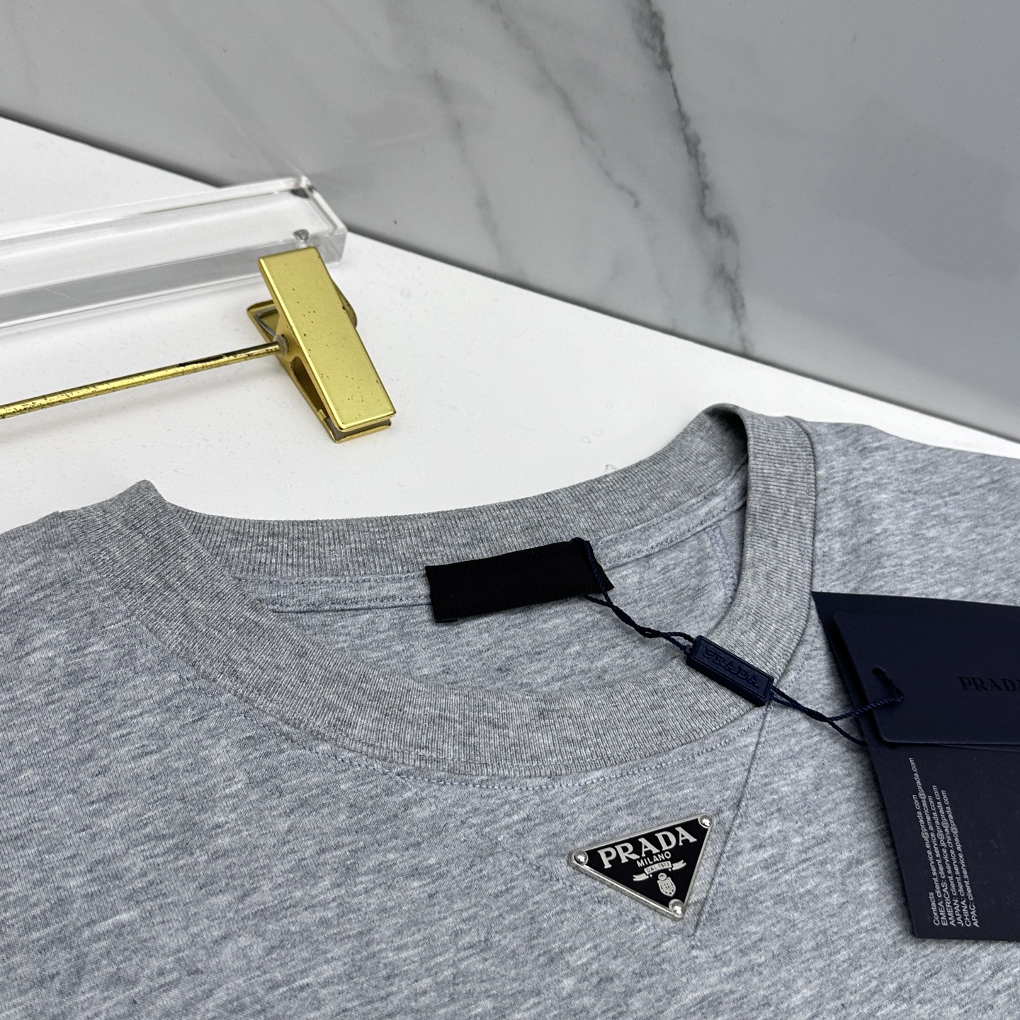 🌾 🆕🌾Prada普拉达 2026春夏新款短袖 官网同款T恤 经典三角标，双纱纯棉面料 多元化搭配 迎合