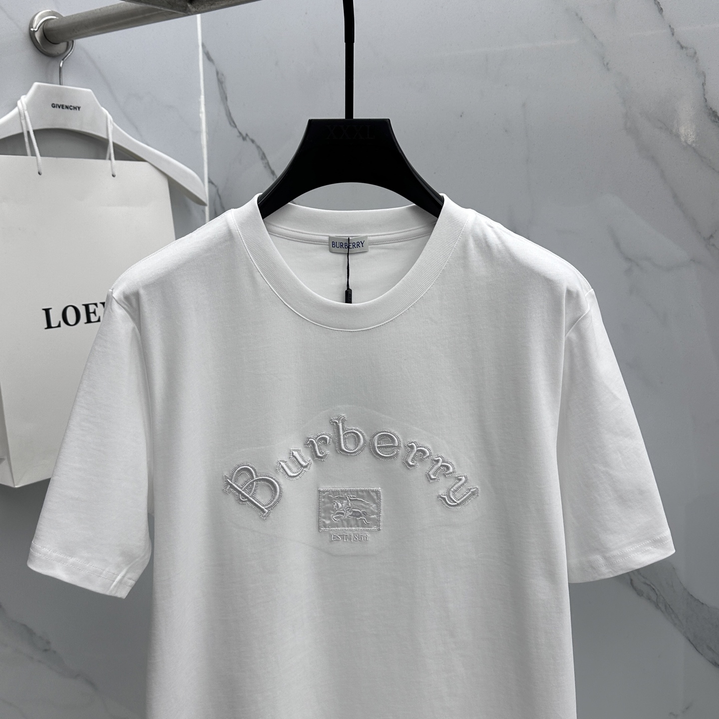 🌾 🆕BBR巴宝莉 2026春夏新款字母绣花短袖 官网同款T恤，双纱纯棉面料 多元化搭配 迎合眼下时尚前