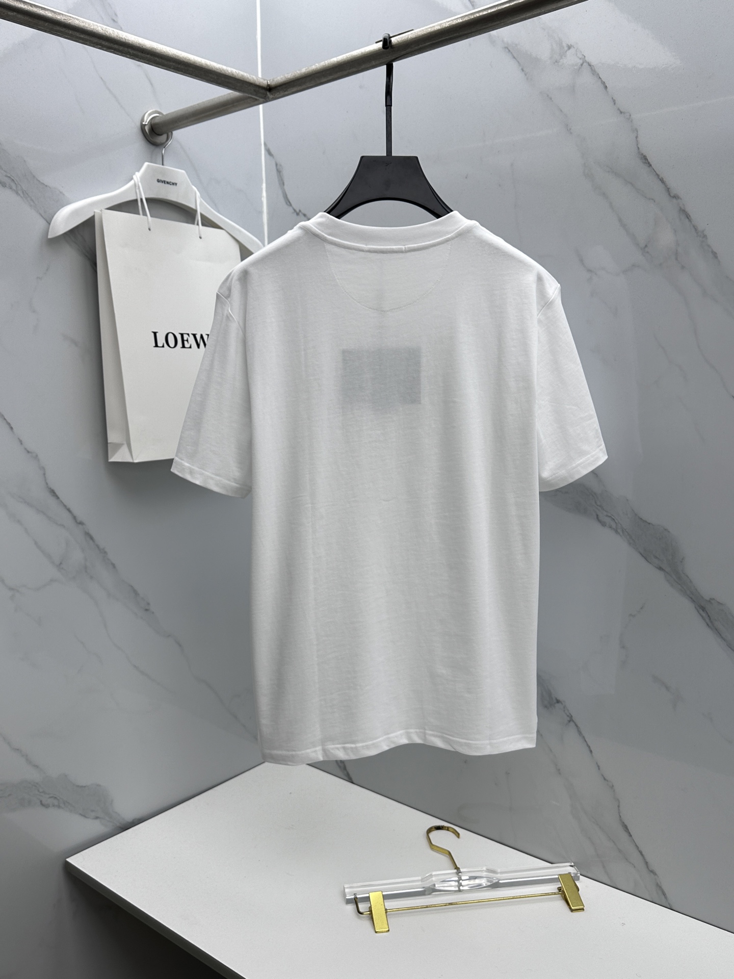 🌾 🆕🌾Prada普拉达 2026春夏新款字母绣花短袖 官网同款T恤，双纱纯棉面料 多元化搭配 迎合眼下