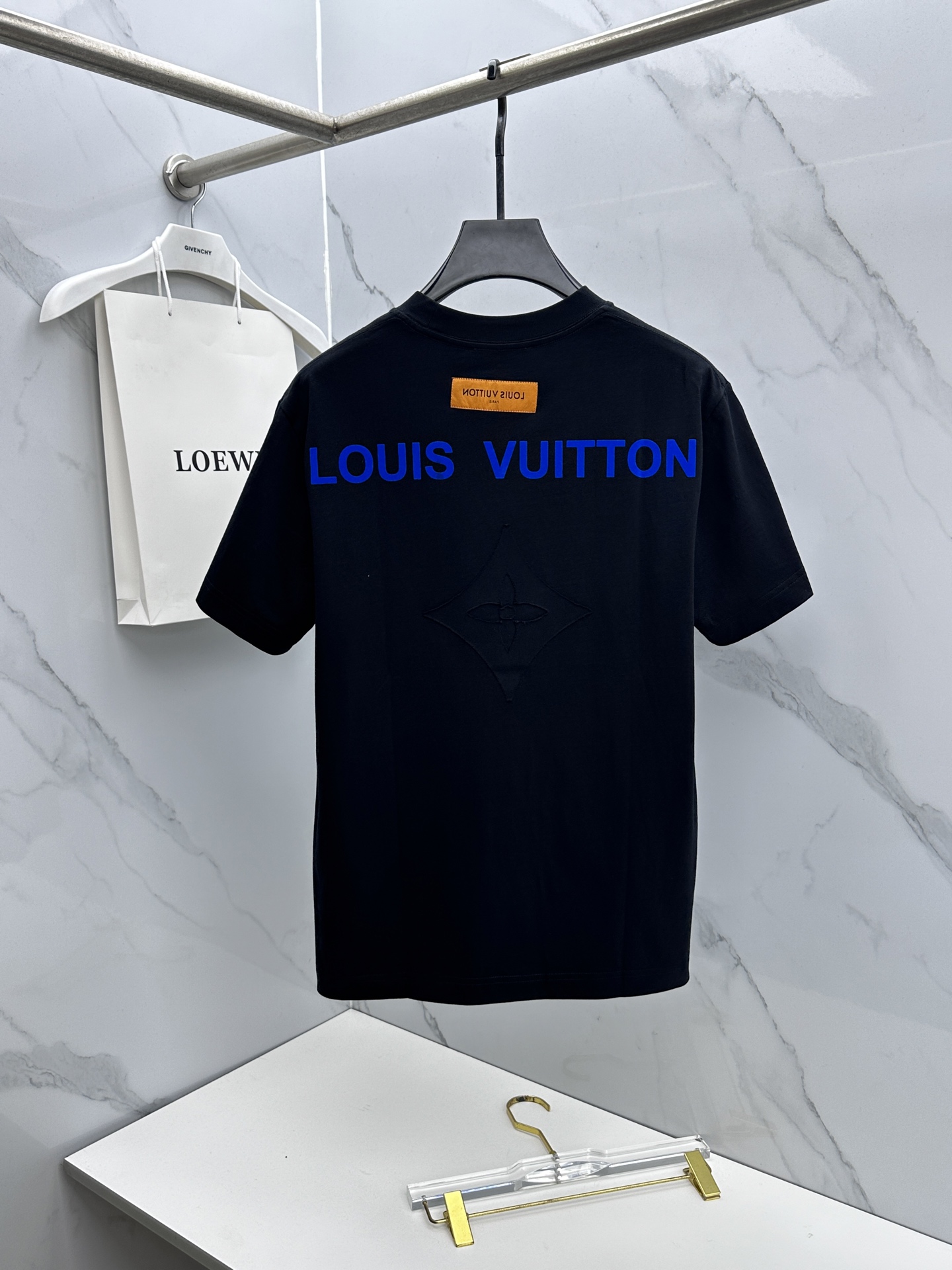 🌾 🆕LV路易威登 2026春夏新款logo刺绣短袖 官网同款T恤 双纱纯棉面料 多元化搭配 迎合眼下时