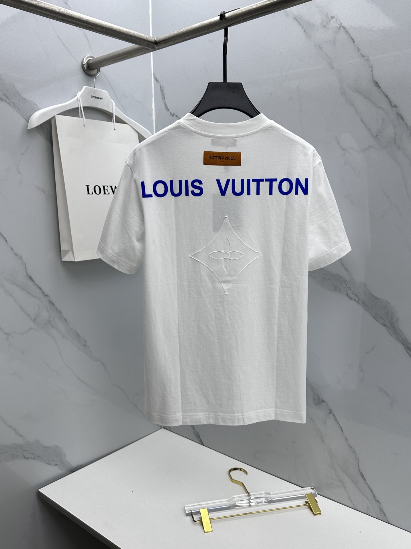 🌾 🆕LV路易威登 2026春夏新款logo刺绣短袖 官网同款T恤 双纱纯棉面料 多元化搭配 迎合眼下时