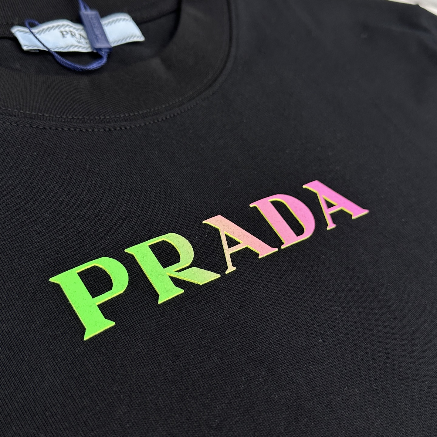 🌾 🆕🌾Prada普拉达 2026春夏新款logo字母印花短袖 官网同款T恤 双纱纯棉面料 多元化搭配 