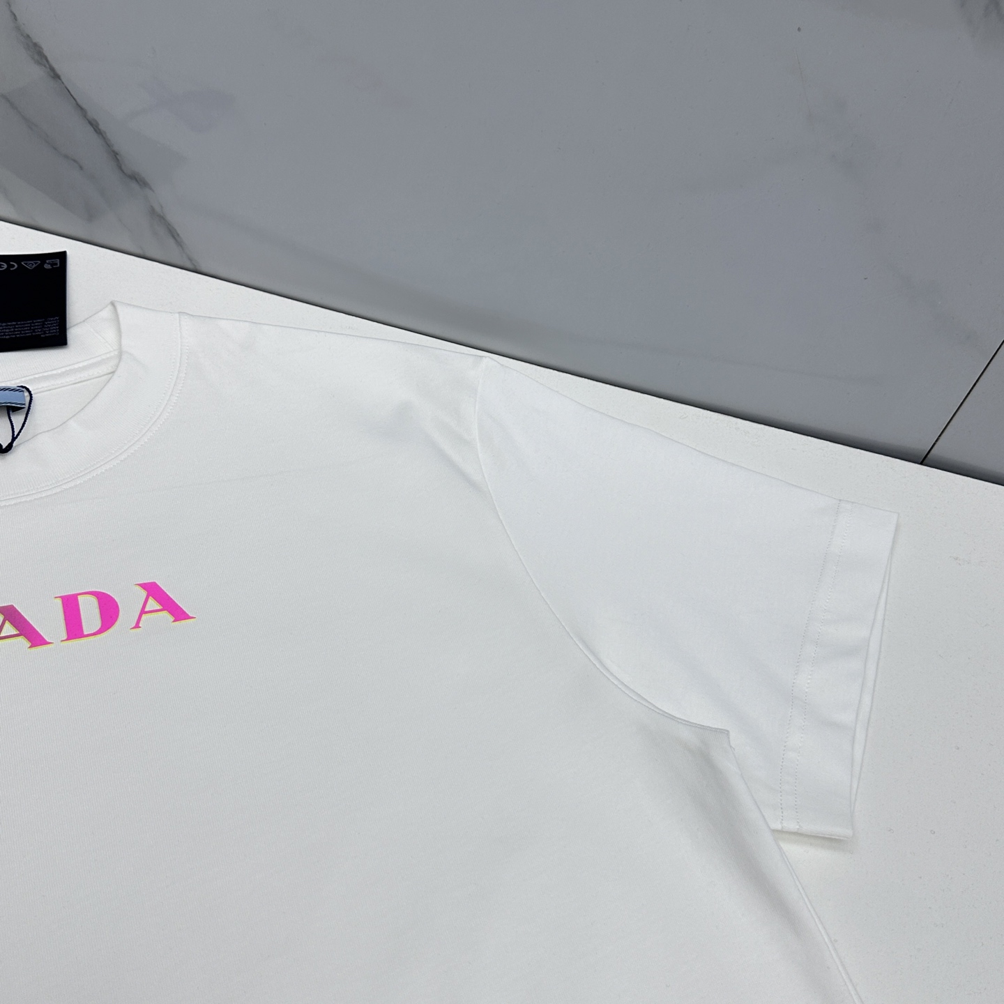 🌾 🆕🌾Prada普拉达 2026春夏新款logo字母印花短袖 官网同款T恤 双纱纯棉面料 多元化搭配 