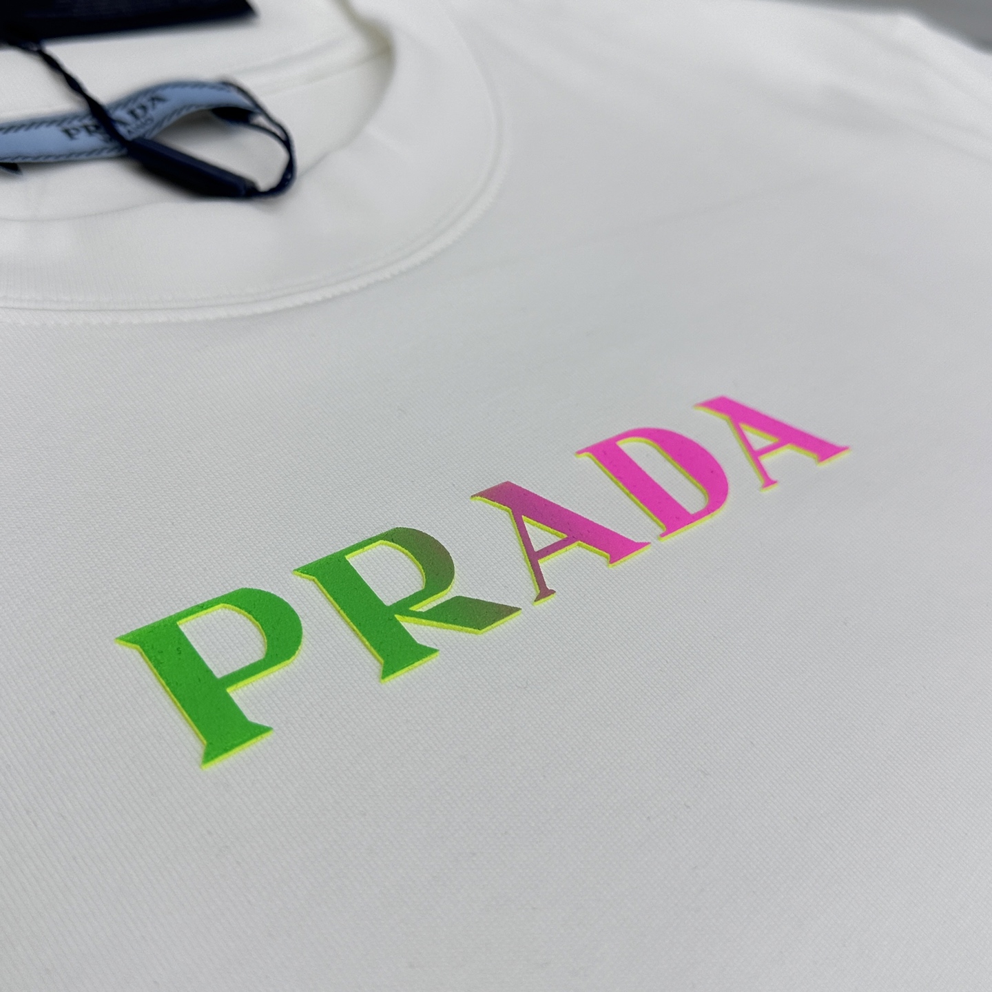 🌾 🆕🌾Prada普拉达 2026春夏新款logo字母印花短袖 官网同款T恤 双纱纯棉面料 多元化搭配 
