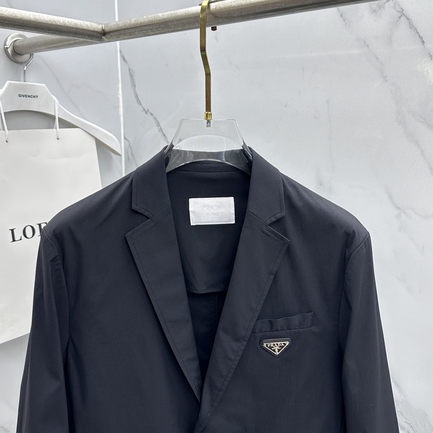 🌾 🆕🌾Prada普拉达 2026早春轻奢系列，最新时尚男款西装外套.定织定染面料。处处细节显工艺足够的