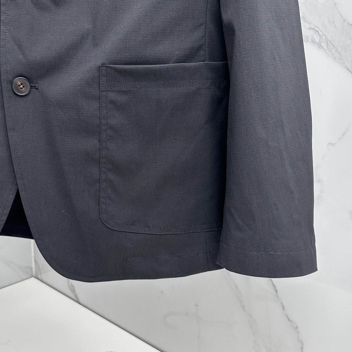 🌾 🆕🌾Prada普拉达 2026早春轻奢系列，最新时尚男款西装外套.定织定染面料。处处细节显工艺足够的