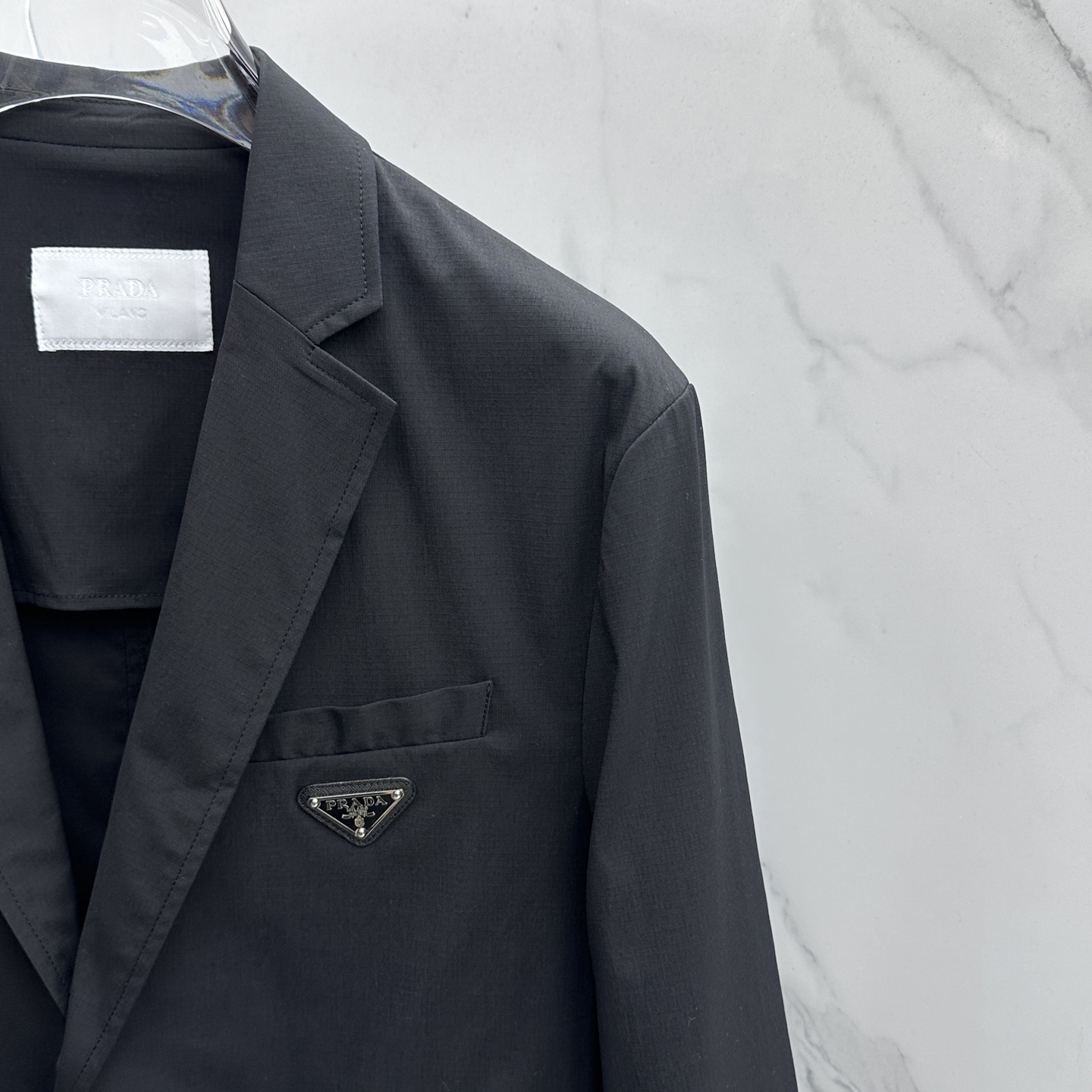 🌾 🆕🌾Prada普拉达 2026早春轻奢系列，最新时尚男款西装外套.定织定染面料。处处细节显工艺足够的
