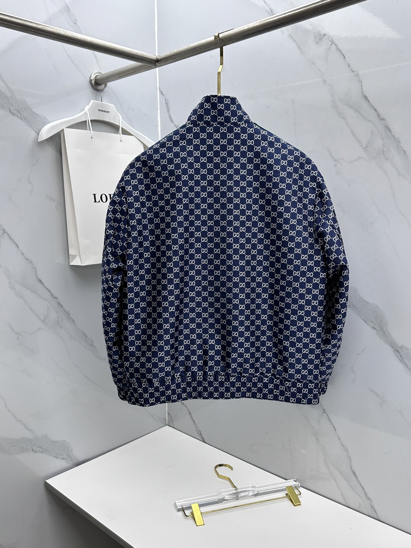 🆕Gucci古驰 2026早春系列，最新时尚立领夹克外套.处处细节显工艺足够的高级 结构性剪裁的设计改变