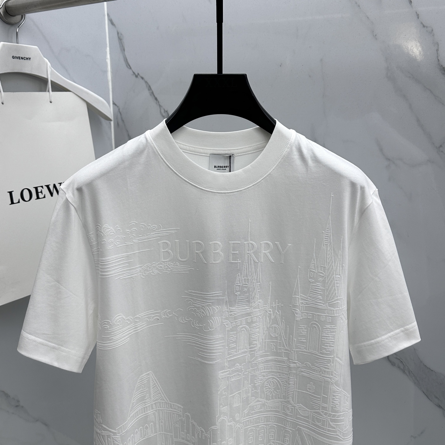 🆕Burberry巴宝莉 2026春夏新款logo满幅印花短袖 官网同款T恤 双纱纯棉面料 多元化搭配 