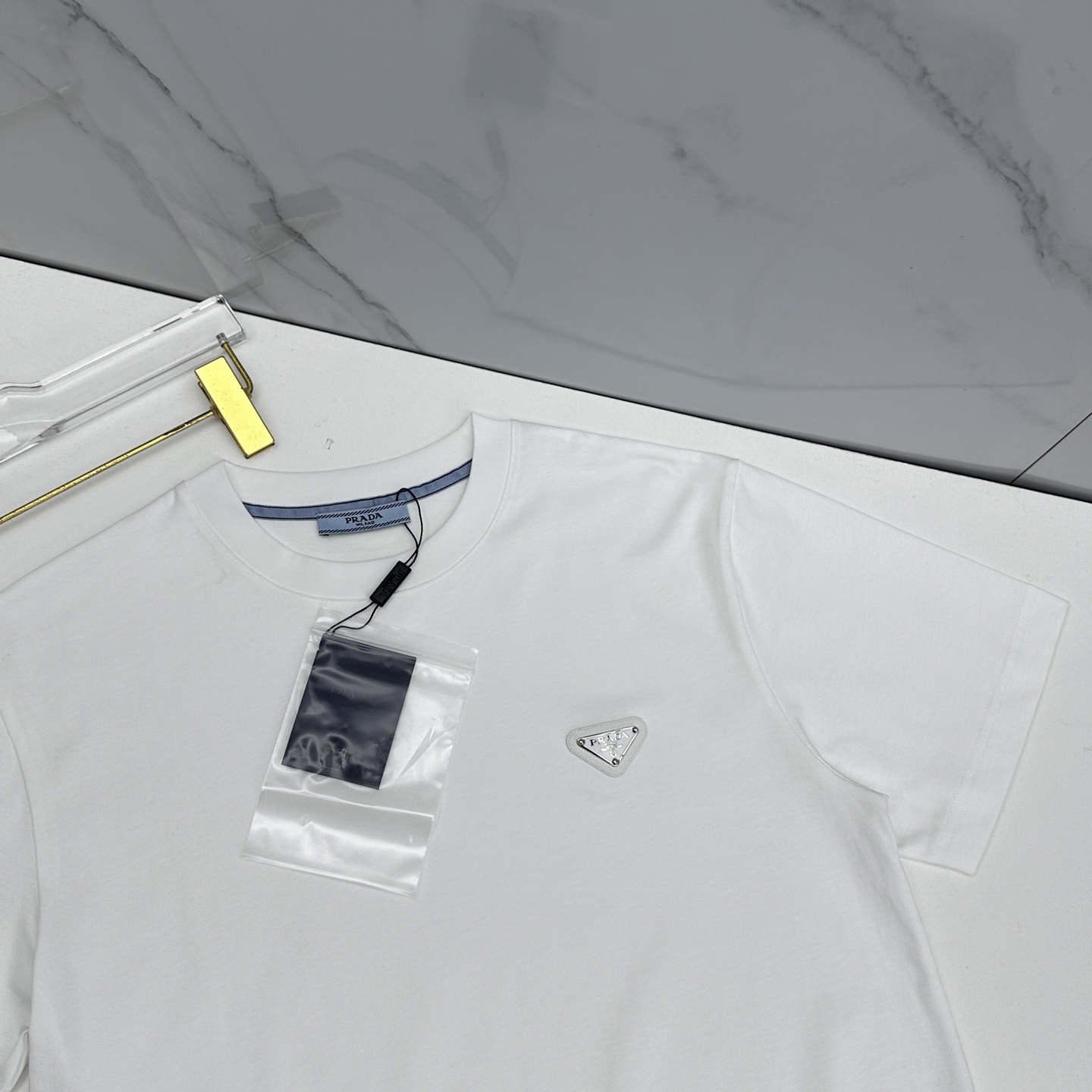 🆕Prada普拉达 2026春夏新款皮牌三角标简约短袖 官网同款T恤 双纱纯棉面料 多元化搭配 迎合眼下