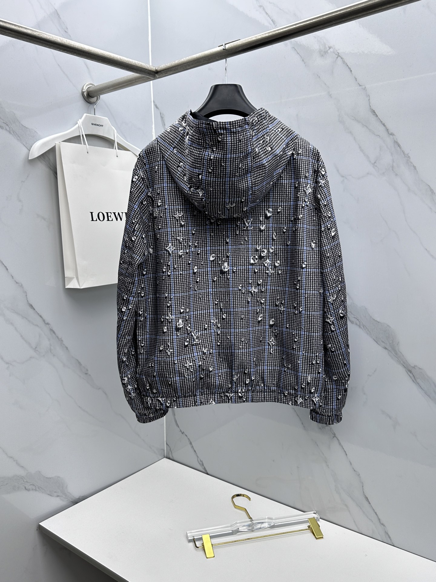 🆕Louis Vuitton路易威登 2026早春系列，官网同款雨滴印花连帽双面穿尼龙夹克 男女同款双面