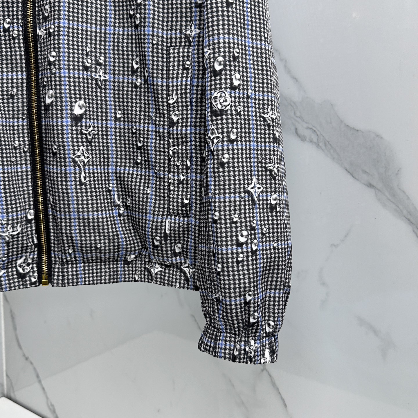 🆕Louis Vuitton路易威登 2026早春系列，官网同款雨滴印花连帽双面穿尼龙夹克 男女同款双面