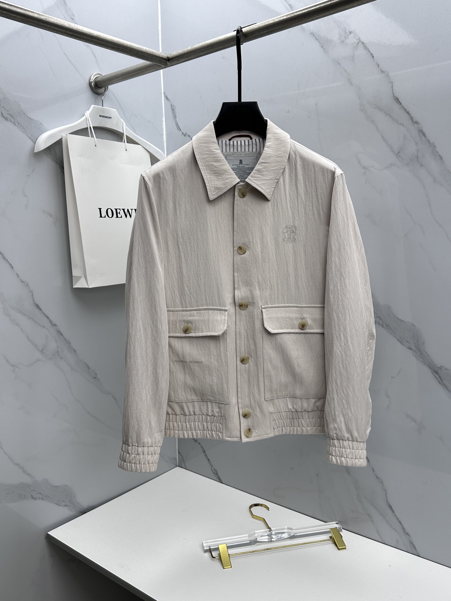 ￼ 🆕BC 2026早春棉麻轻奢系列，最新时尚翻领夹克外套.处处细节显工艺足够的高级 结构性剪裁的设计改