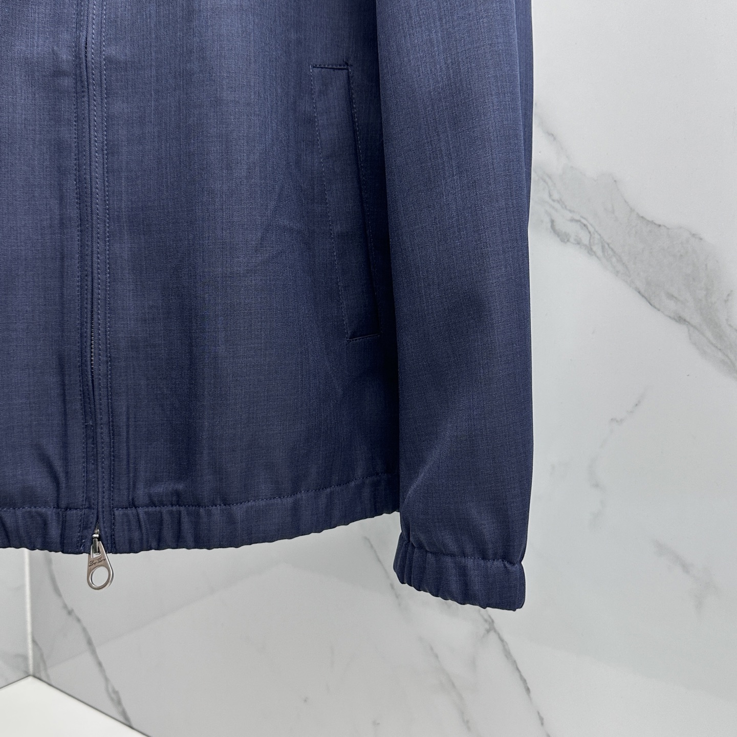 🆕Loro Piana 早春棉麻老钱风系列，最新时尚连帽夹克外套.帽子可拆卸，处处细节显工艺足够的高级 