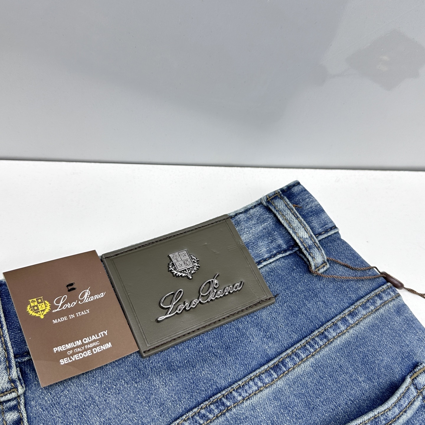 🆕Loro piana 🔥高端定制、26早春新款牛仔裤 柜台同步发售 原版定制复刻 客供五金辅料 原单品