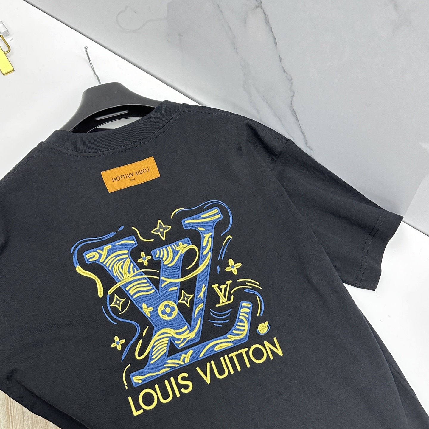 🆕LV路易威登 微阔 新款首发专柜最新款短袖圆领T恤 高端订制 高克重双纱 品牌logo重工艺设计 高端
