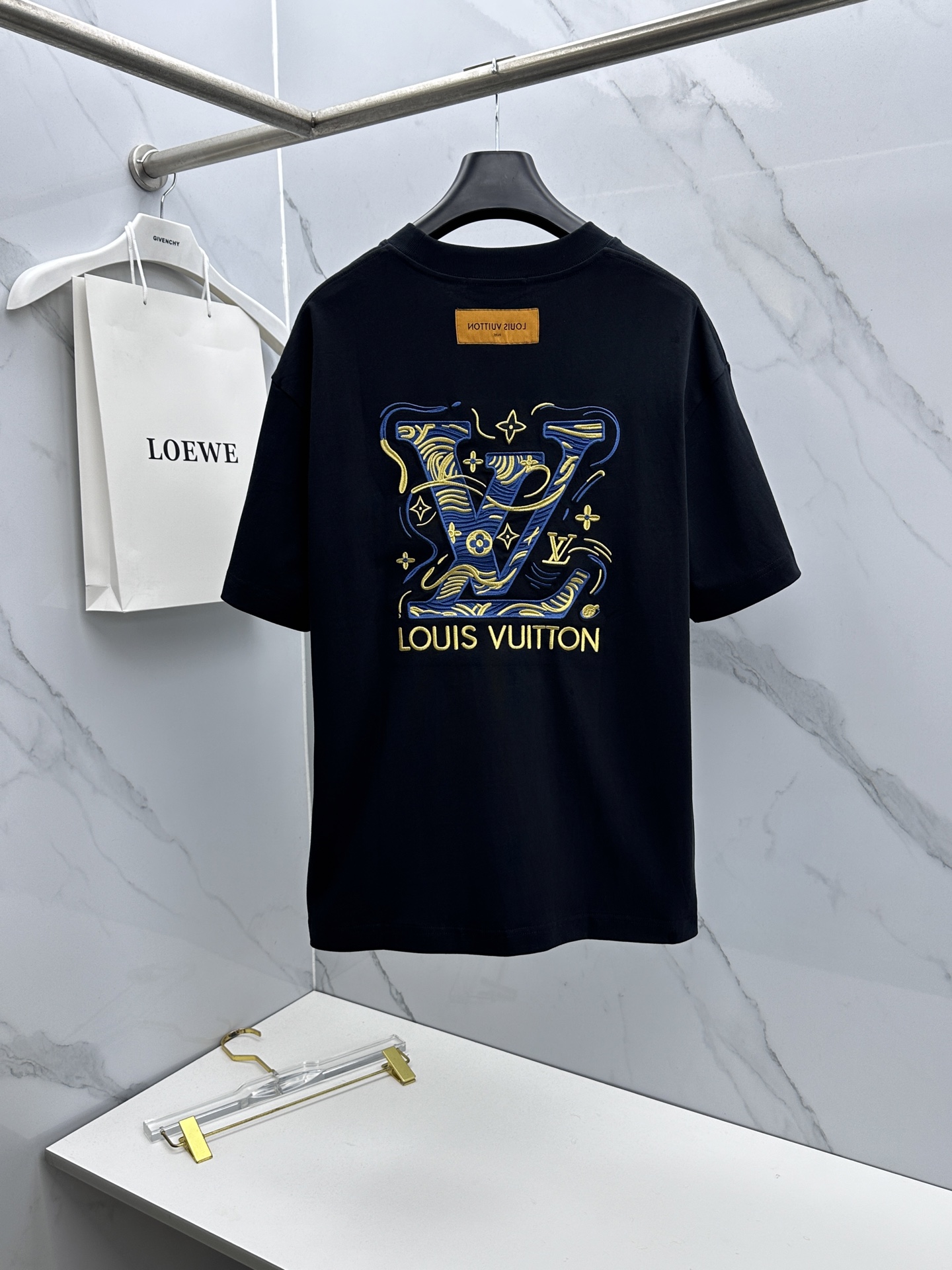 🆕LV路易威登 微阔 新款首发专柜最新款短袖圆领T恤 高端订制 高克重双纱 品牌logo重工艺设计 高端