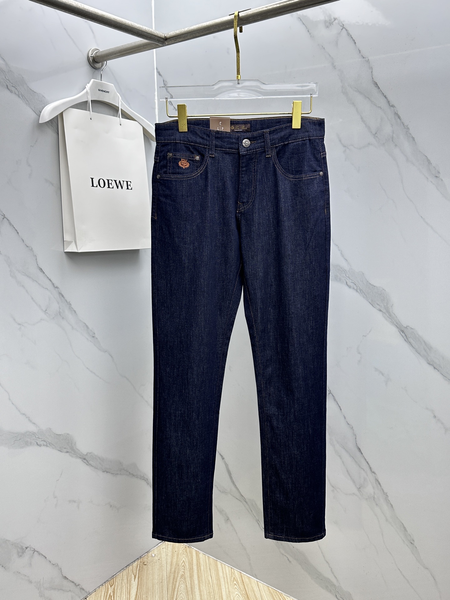 🆕Loro piana 🔥高端定制、26早春新款薄款牛仔裤 柜台同步发售 原版定制复刻 客供五金辅料 原